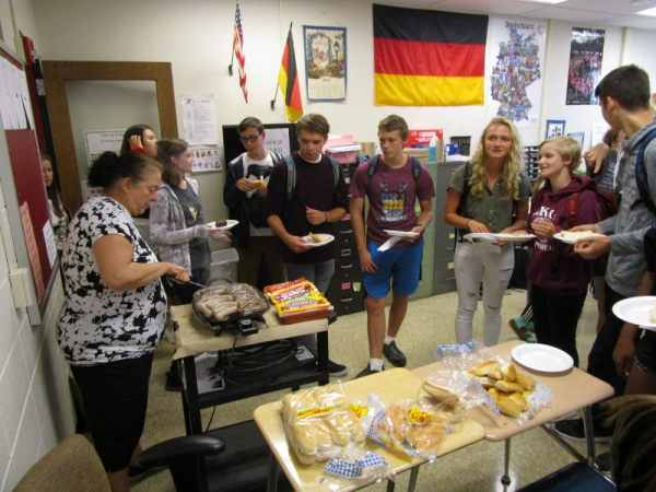 Oktoberfest mit Bratwurst ...