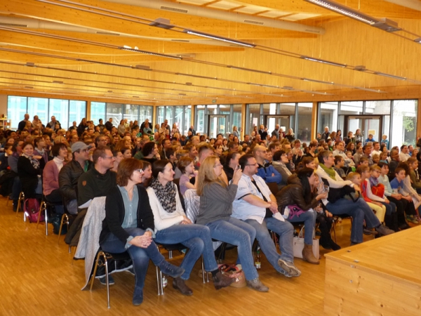 Begrüßungsprogramm in der Mensa