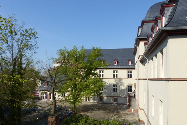 Blick auf Fahrradhof