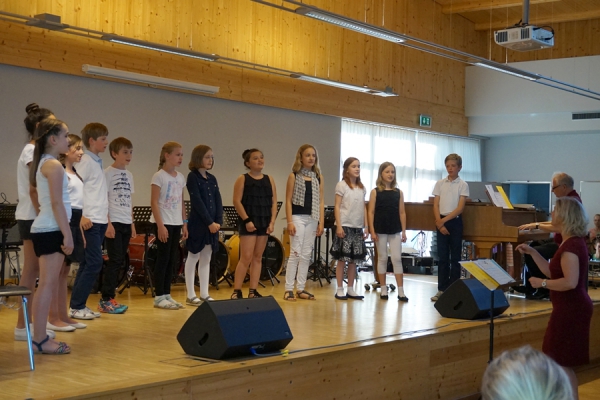 Eröffnung: Chor der 5. Klassen