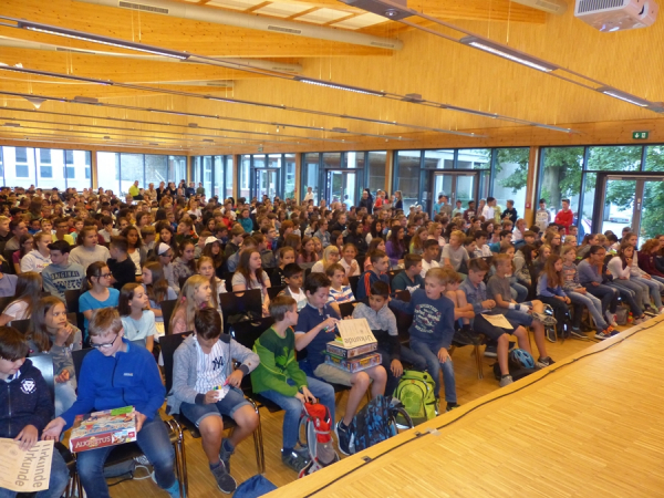 alle 5. bis 7. Klassen als Zuschauer