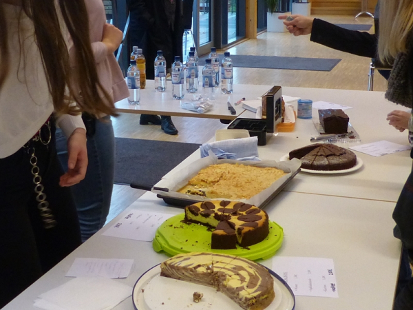 Kaffee und Kuchen von der Q3