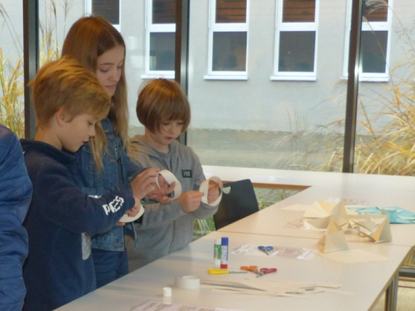 verblüffende (Möbius-)Bänder